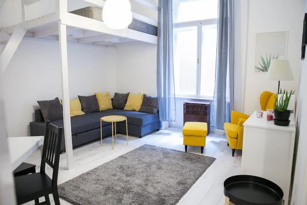 בודפשט Central 30M2 A/C Apartment, 3 Min From Ny Cafe מראה חיצוני תמונה